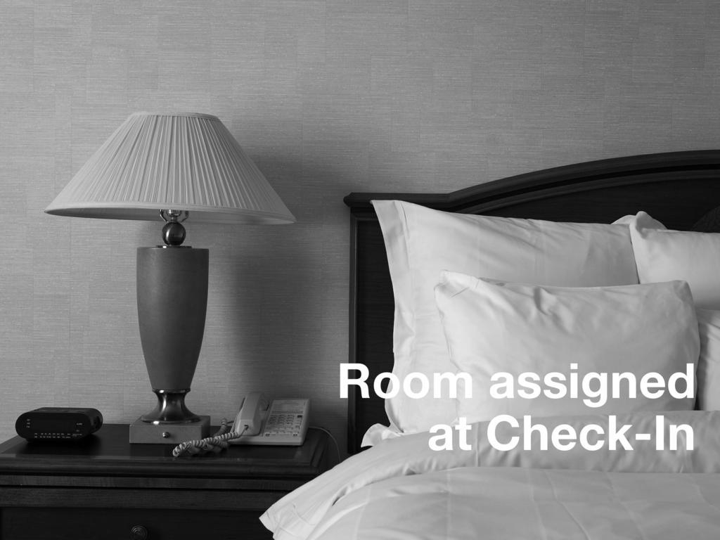 Hotel Aladdin​ - Couples Only​ Miami Springs Room photo
