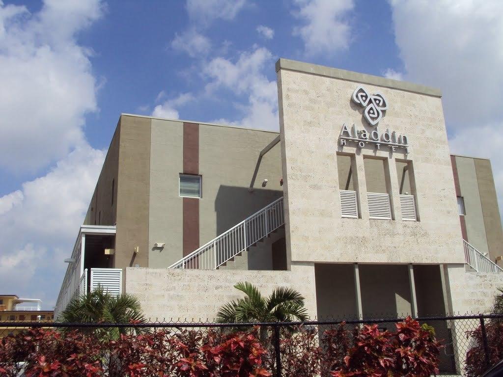Hotel Aladdin​ - Couples Only​ Miami Springs Exterior photo