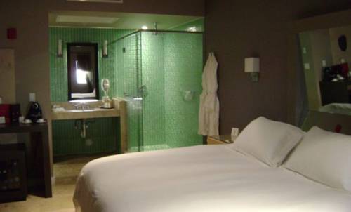 Hotel Aladdin​ - Couples Only​ Miami Springs Room photo